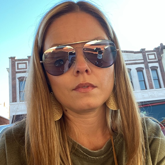 Meet your Posher, Mistty - Picture 1 of 1